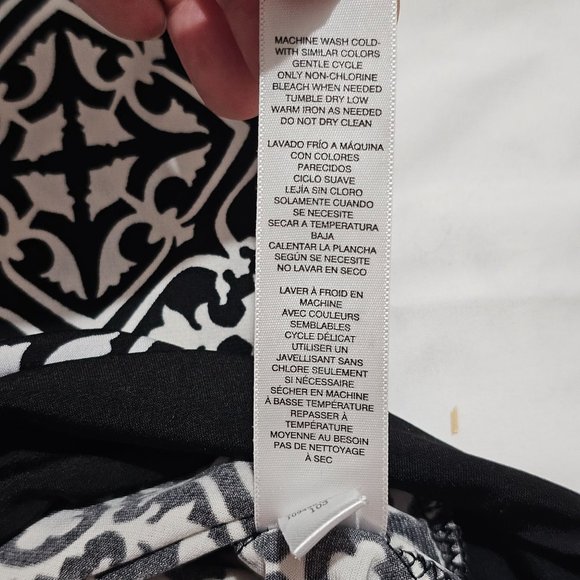 White House Black Market 3/4 Sleeve Black White Geometric Work Dress Size Small - Picture 8 of 9